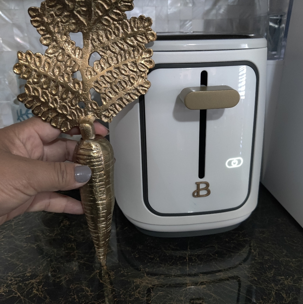 Gold metal carrots